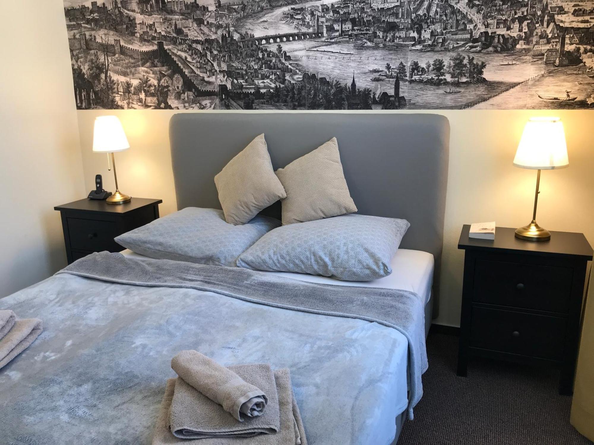 Light Rooms Prague Bilik gambar